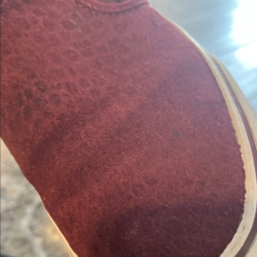 Vans Women’s Maroon Burgundy Slip-On Croc Shoes - Size 7.5 | Cush and Comfy - Picture 5 of 10